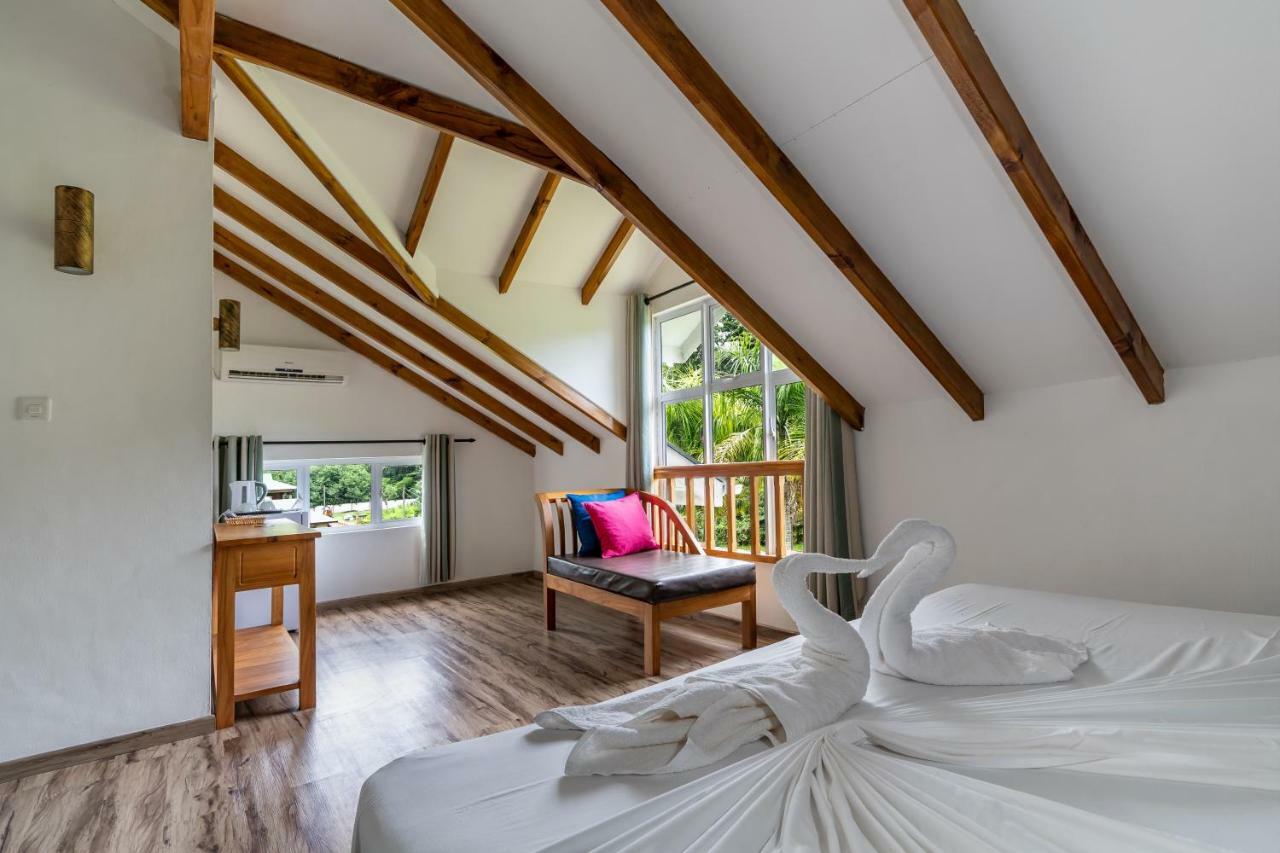 La Modestie Guest House Grand Anse  Esterno foto