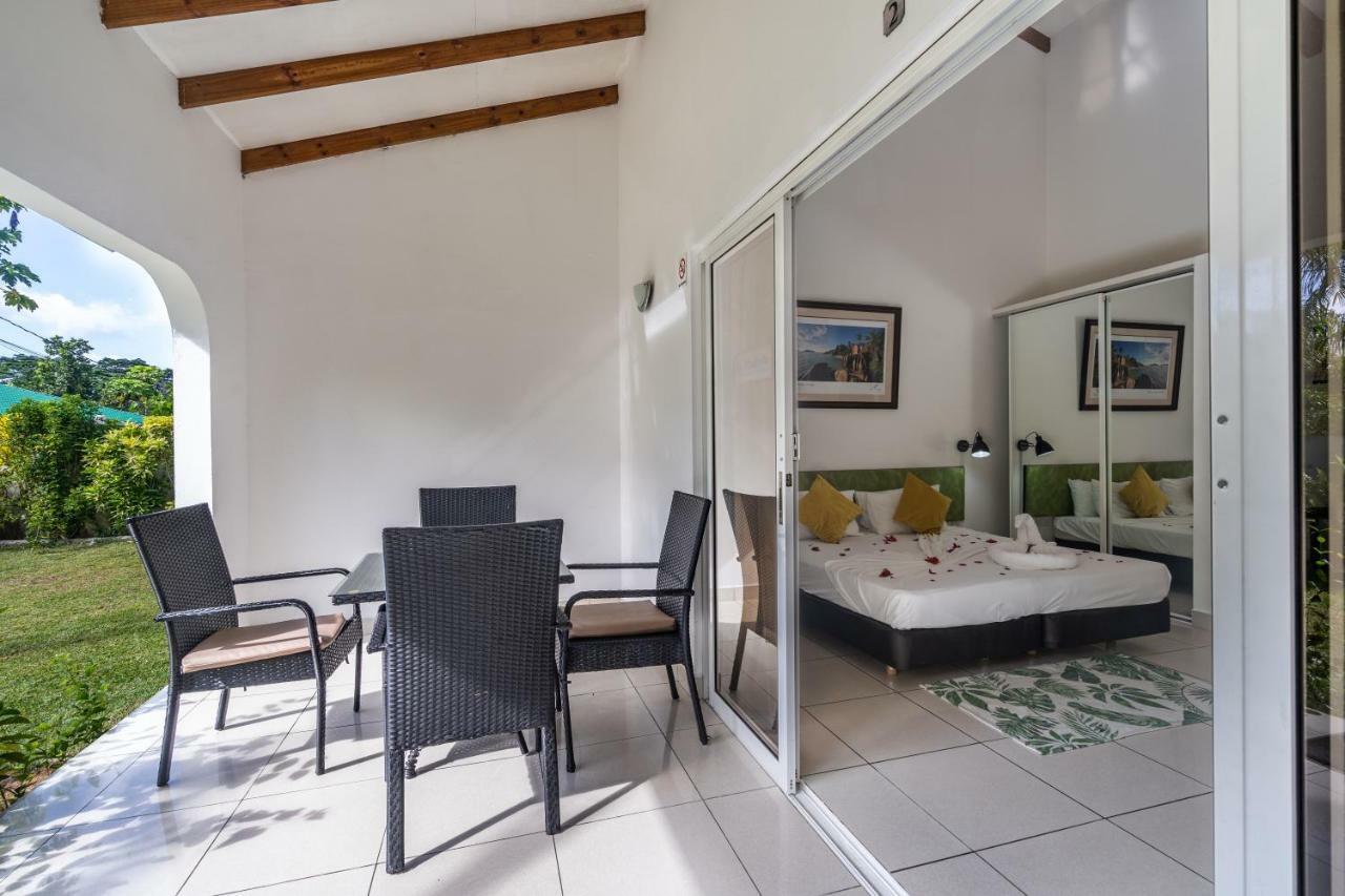 La Modestie Guest House Grand Anse  Esterno foto